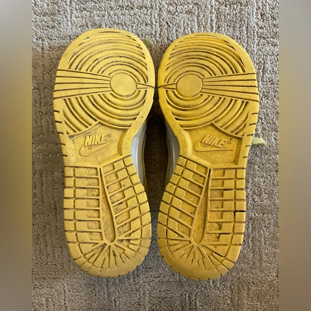 👟 ✨ Nike Dunk Low “Citron Pulse” Women’s – Size 8 (Style Code: DD1503-002) - Picture 6 of 9